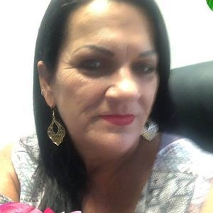 Meet your Posher, Tina